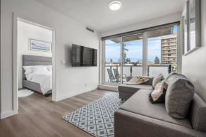 Chic 1BR Kensington unit W/Parking